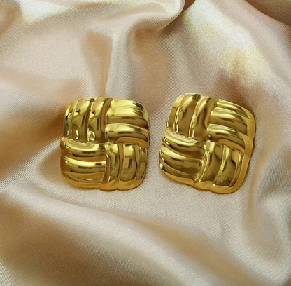 Chunky Woven Gold Stud Earrings – Bold Luxe Statement