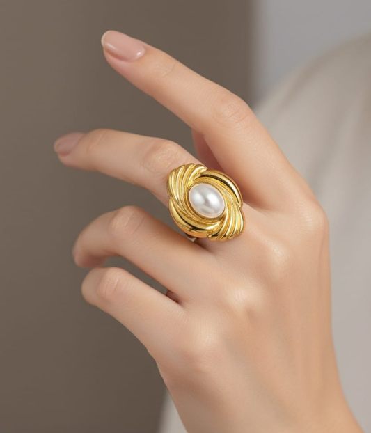 Aurora Swirl Pearl Statement Ring