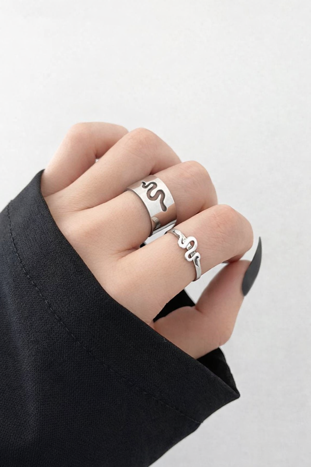 Couple Snake Ring Set – Minimal & Trendy Design