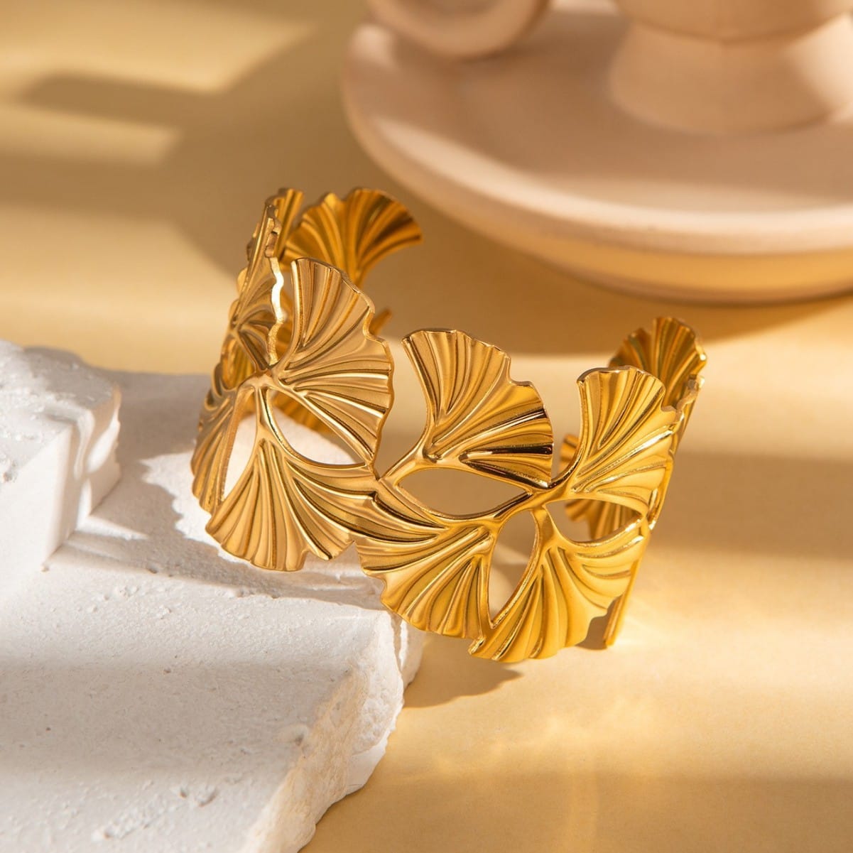 Ginkgo Leaf Cuff Bracelet – Elegant Statement Bracelet for Women