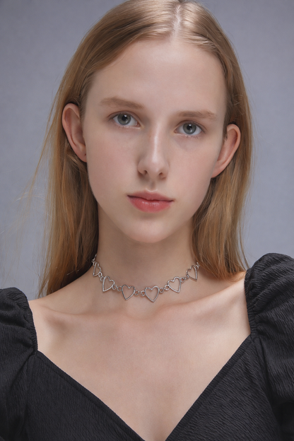 Minimal Heart Link Choker Necklace