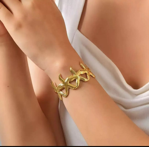 Starfish Link Gold Cuff Bracelet
