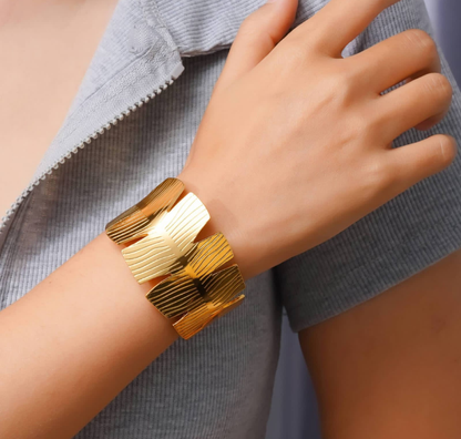 Textured Leaf Statement Gold Cuff