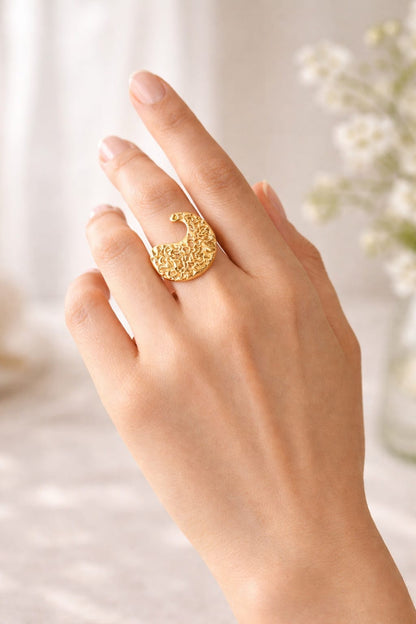 Textured Gold Statement Finger Ring