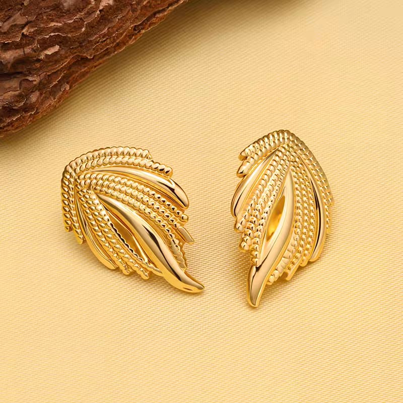 Gold Leaf Drop Earrings – Elegant Textured Leaf Statement Earrings