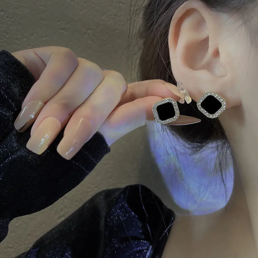 Black Square Crystal Stud Earrings – Elegant Rhinestone Border Earrings for Women