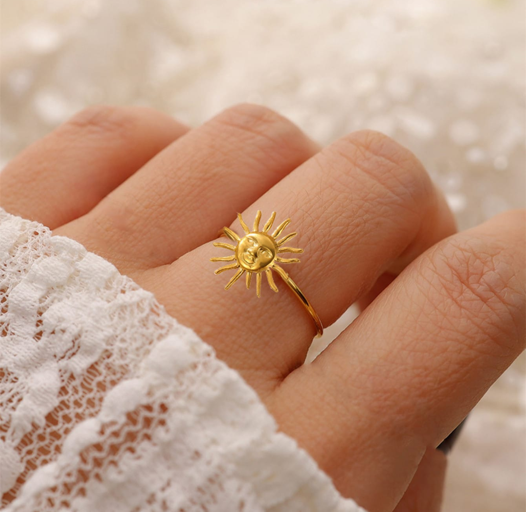 Golden Sun Face Statement Ring