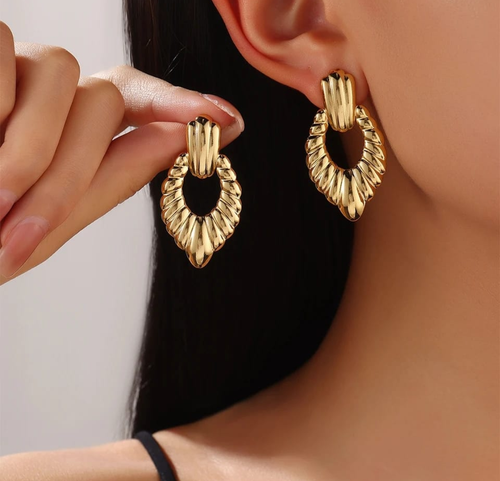 Twisted Gold Loop Drop Earrings – Bold Vintage Glam
