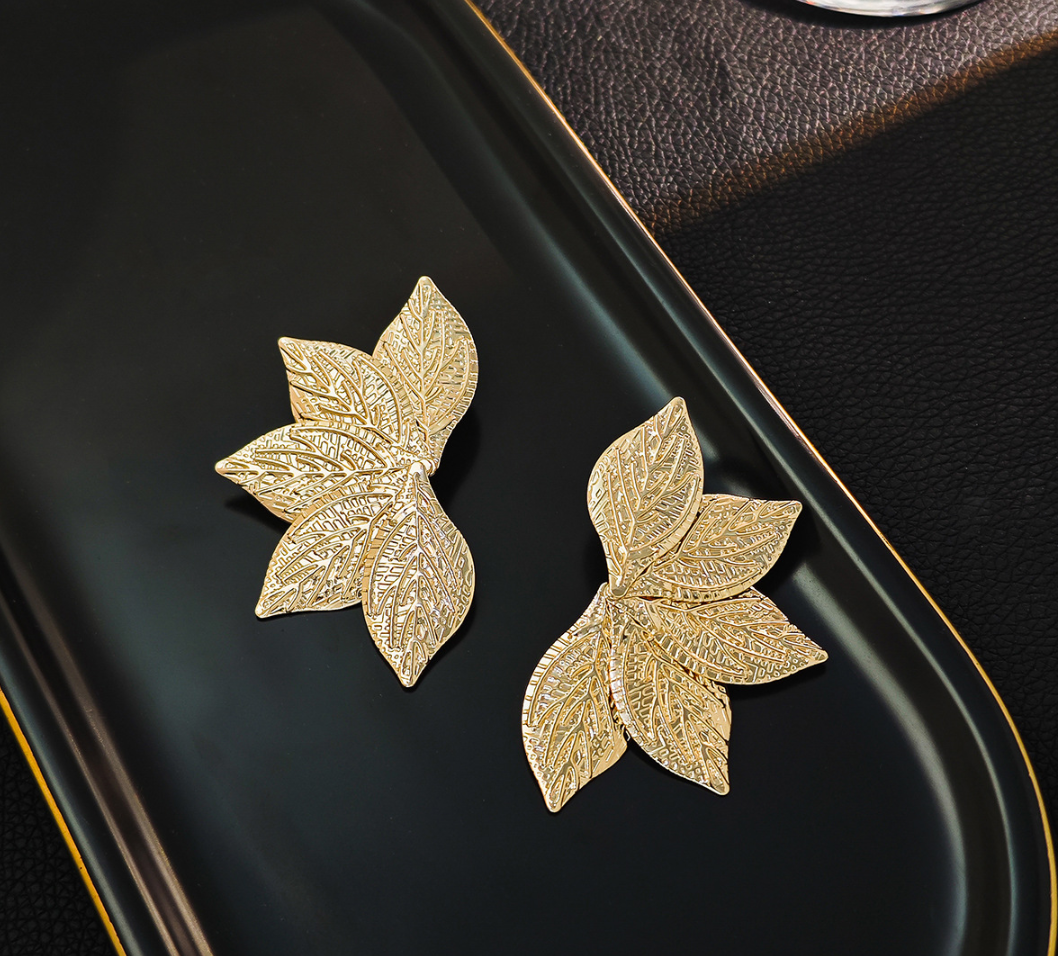 Golden Botanical Leaf Statement Earrings – Nature-Inspired Elegance