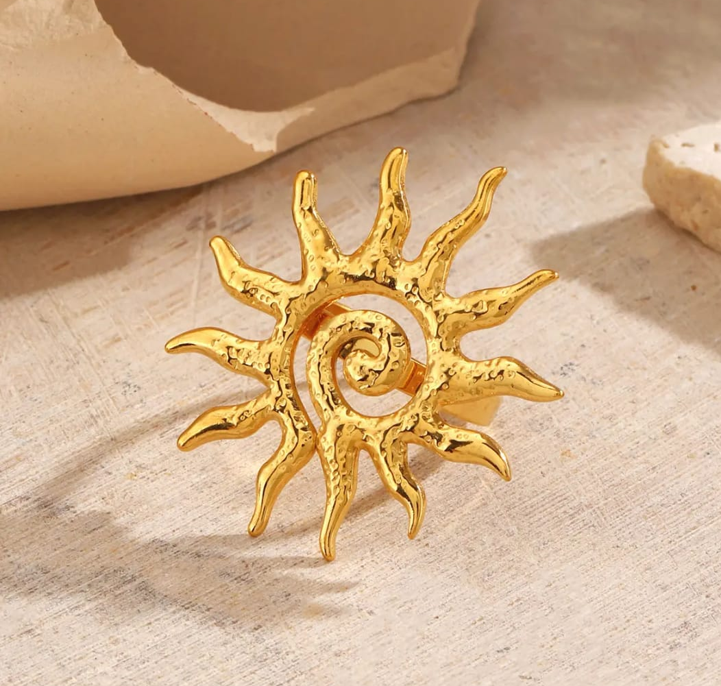 Vintage Sunburst Golden Statement Ring