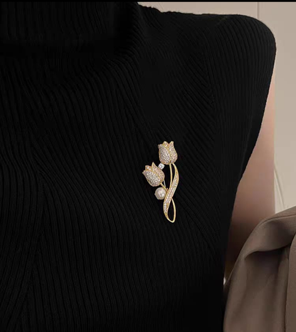 Elegant Tulip Crystal Brooch