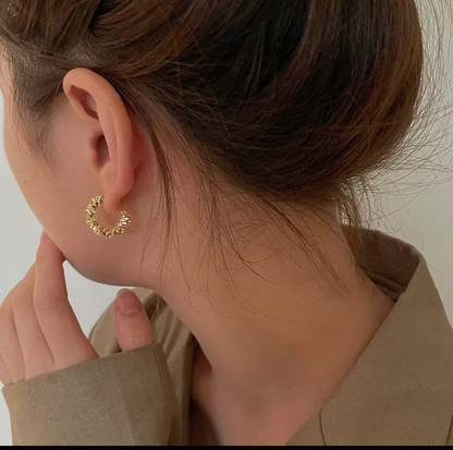 Chic Textured Gold Hoop Earrings